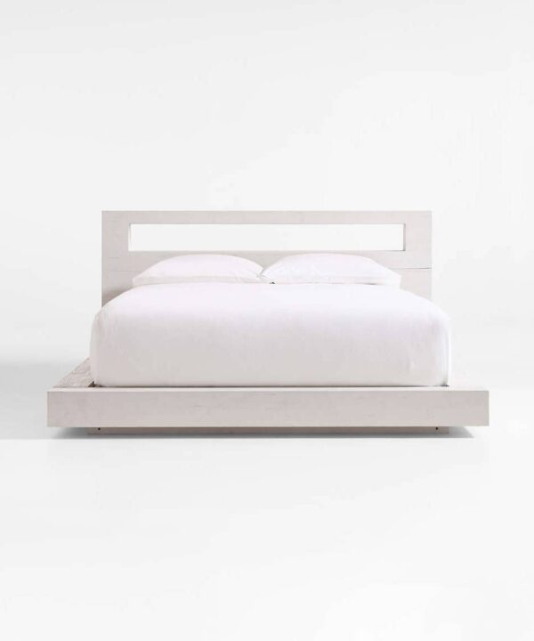 Heritage Platform Bed with Textured Finish